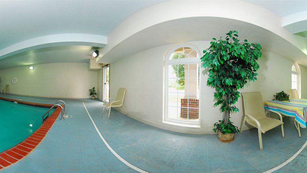 Quality Inn & Suites Chesterfield Village Springfield Eksteriør billede