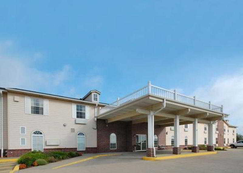 Quality Inn & Suites Chesterfield Village Springfield Eksteriør billede